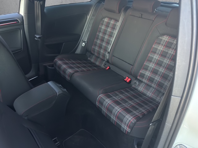 WVWZZZAUZFW158891_01_converted (17)