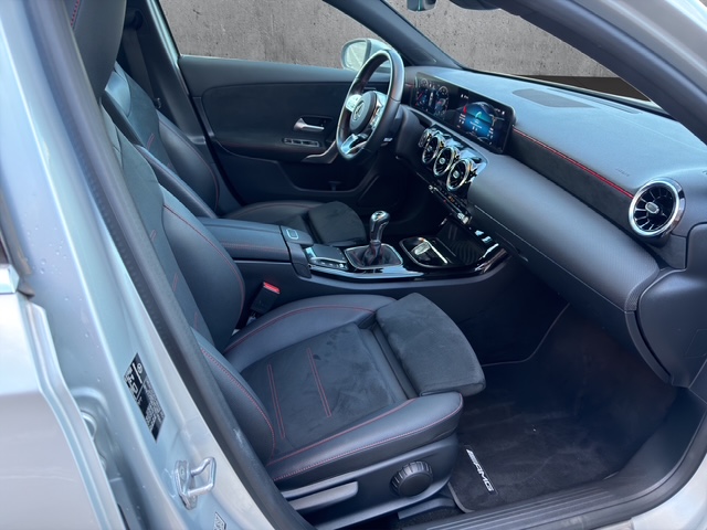 W1K1770871N214261_01_converted (1)